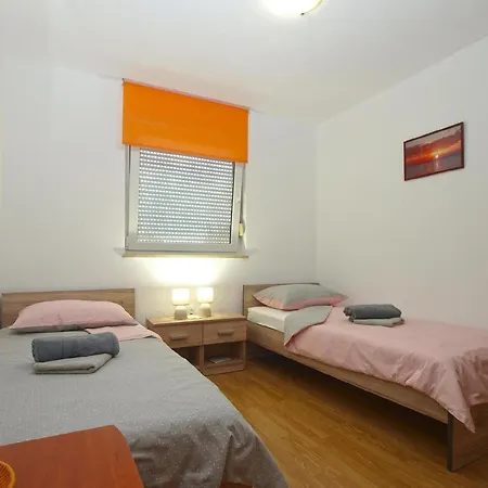 Fuer 4 Personen Ca 60 Qm In Pula, Istrien Istrische Riviera - B60150 Apartment *