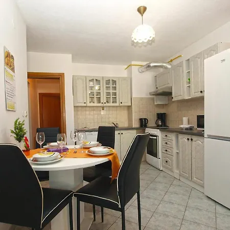 Fuer 4 Personen Ca 60 Qm In Pula, Istrien Istrische Riviera - B60150 Apartment