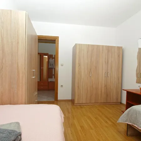 Fuer 4 Personen Ca 60 Qm In Pula, Istrien Istrische Riviera - B60150 *